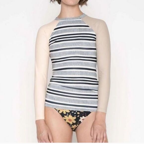 Seea Doheny Rash Guard Rayas Swim Shirt Colorblock Sleeves Black White Stripes M - Picture 1 of 8